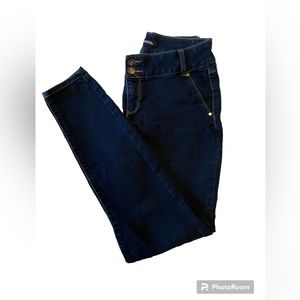 Women’s blue jeggings